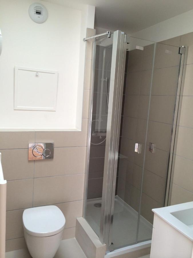 Apartament Le Studio Versaillais Wersal Zewnętrze zdjęcie