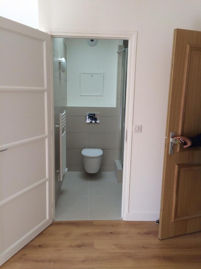 Apartament Le Studio Versaillais Wersal Zewnętrze zdjęcie